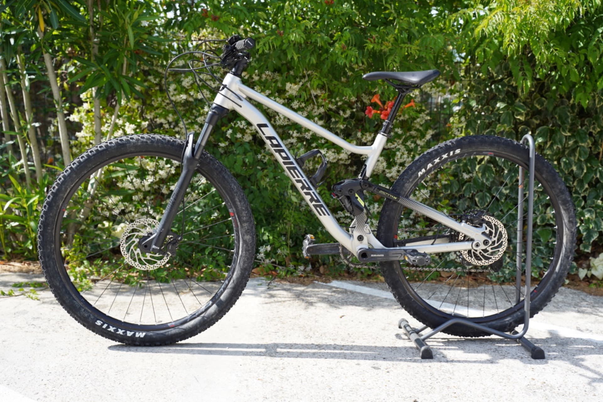 Vélo de seconde main Vélo Expresso — annonce rédigée et optimisée pour la recherche